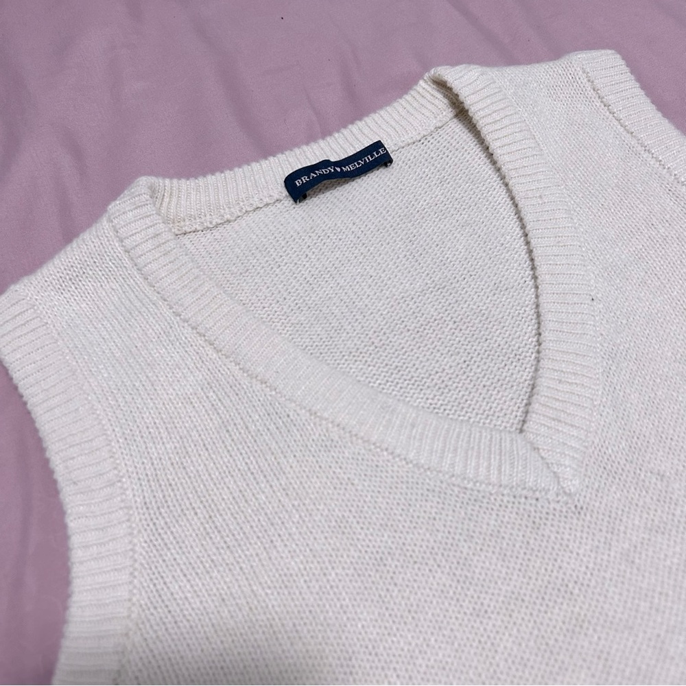Brandy Melville - Cream Sweater Vest